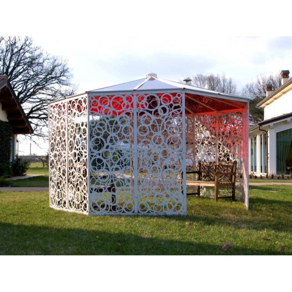 Ажурная беседка
