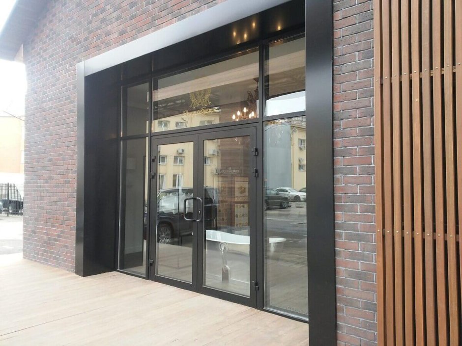 Дверь алюминиевая входная 1530х2430мм