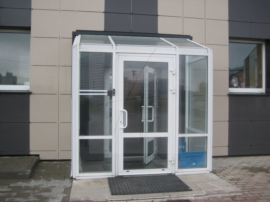 Входная группа из алюминия