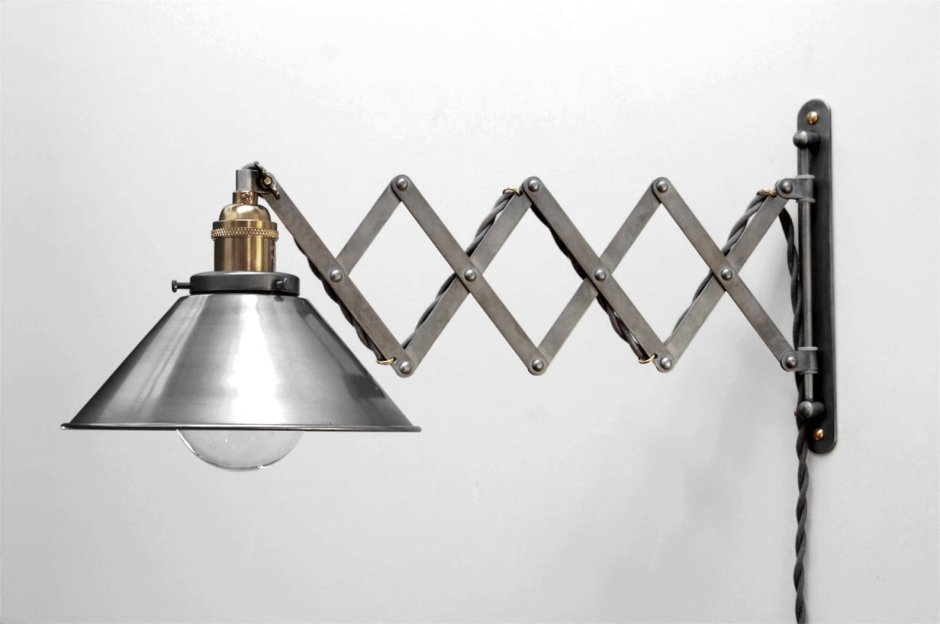 Лампа настенная выдвижная