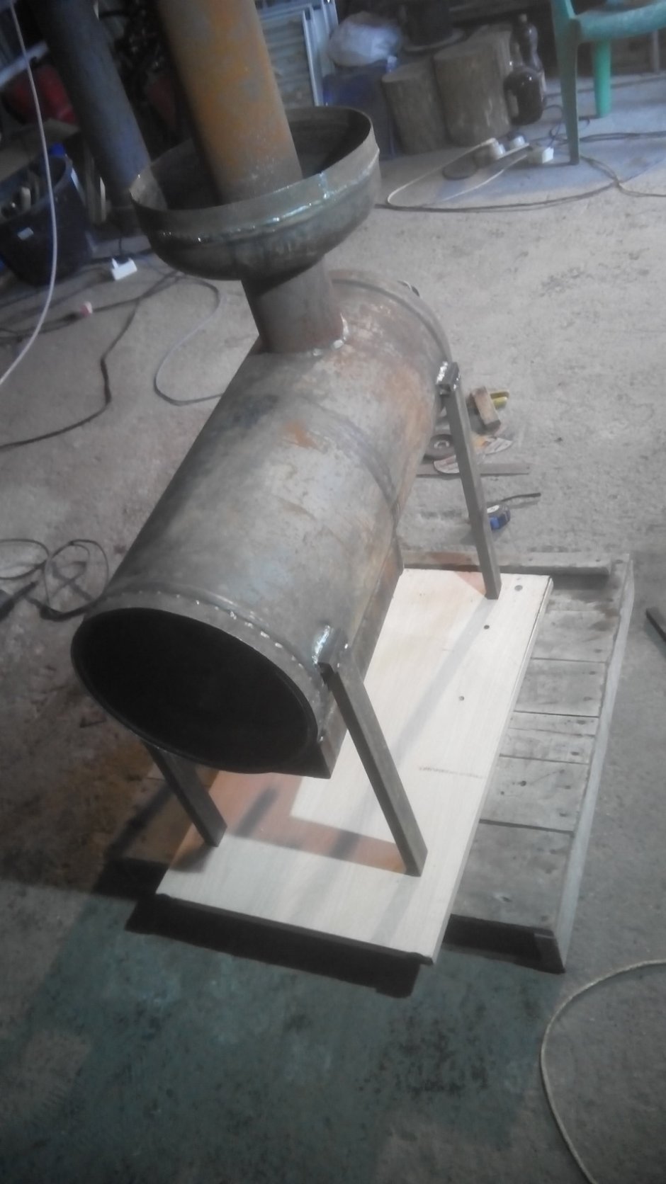 Печь из трубы 325 для гаража