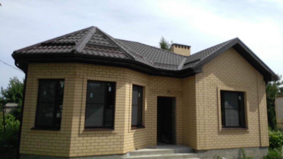 Одноэтажный дом 100м2 солома шоколад