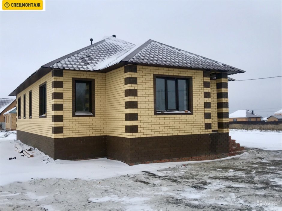 Дом из желтого кирпича