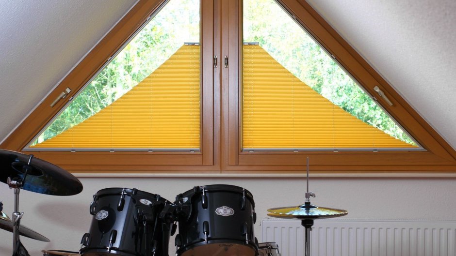 Плиссе на нестандартные окна