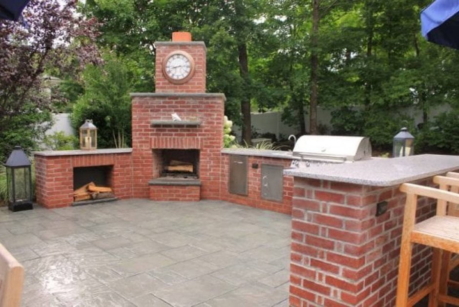 Зона барбекю с навесом