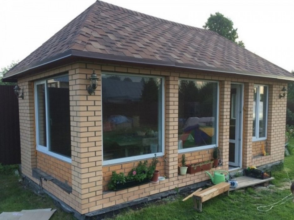 Мангальная зона зона барбекю ,с тандыром