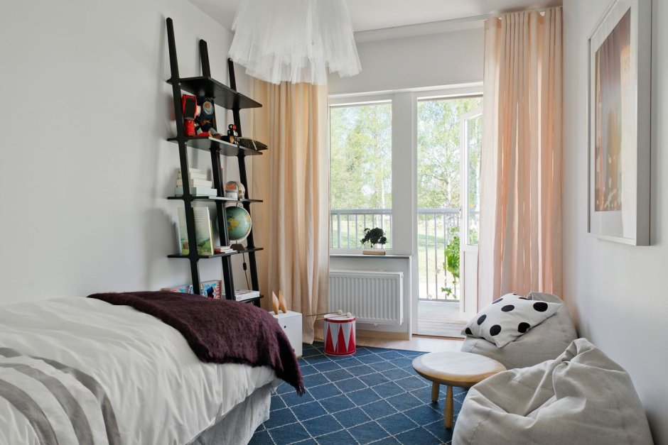 Шторы для детской с балконом