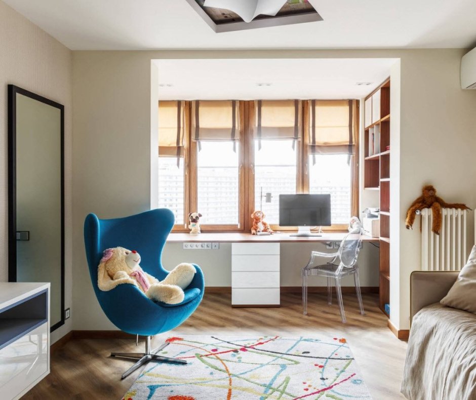 Детская комната с балконом