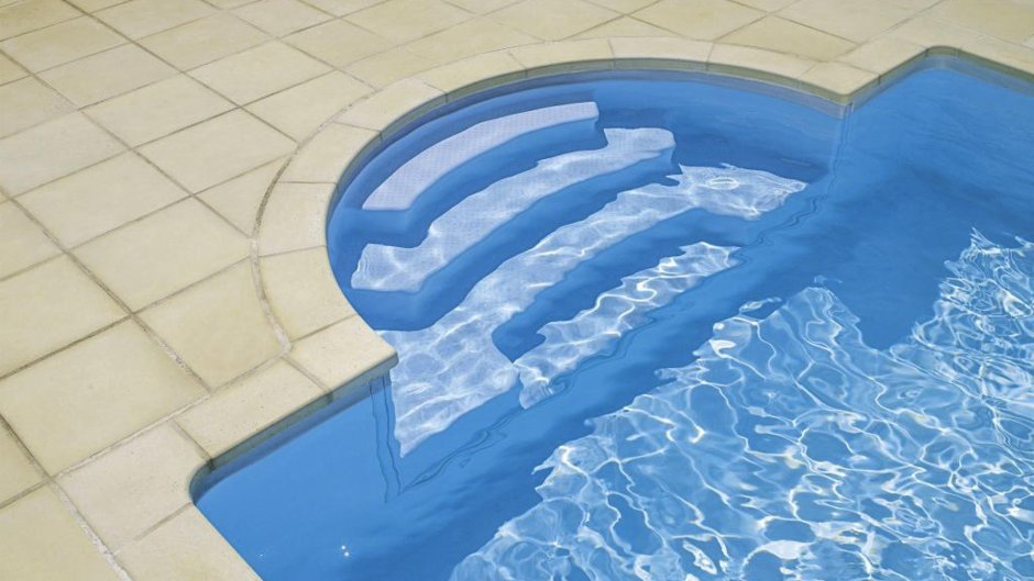 Ступенчатый бассейн