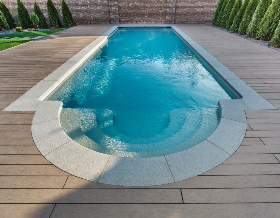 Поручни на борт бассейна