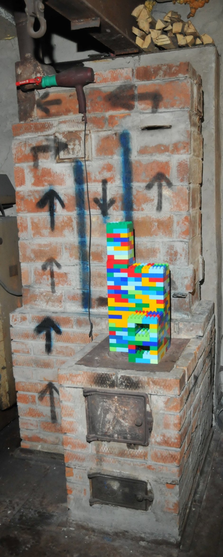 Камин в гараже