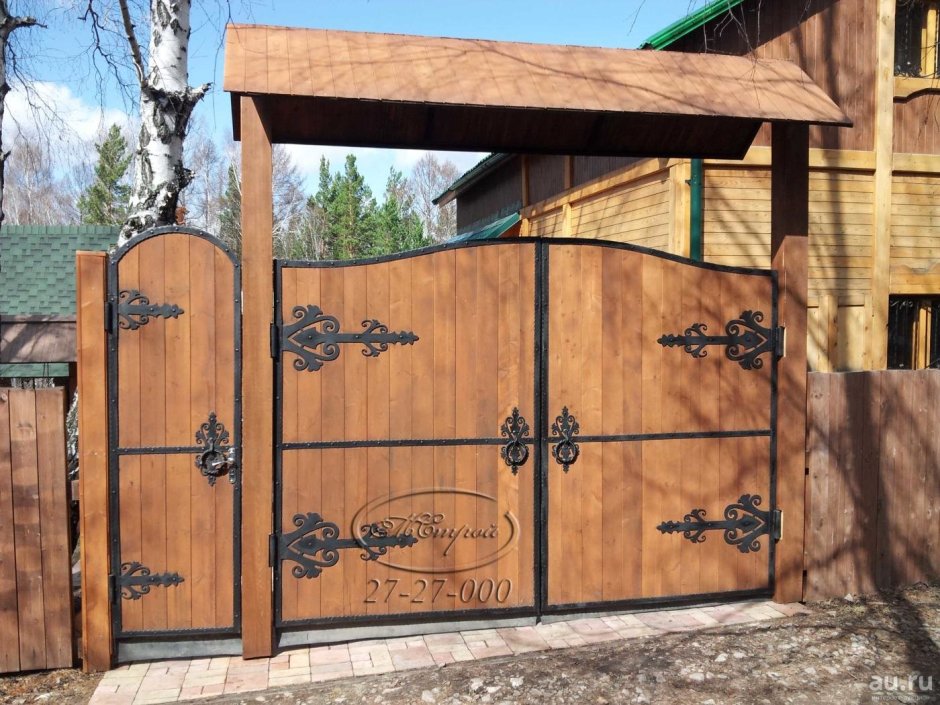 Деревянные ворота