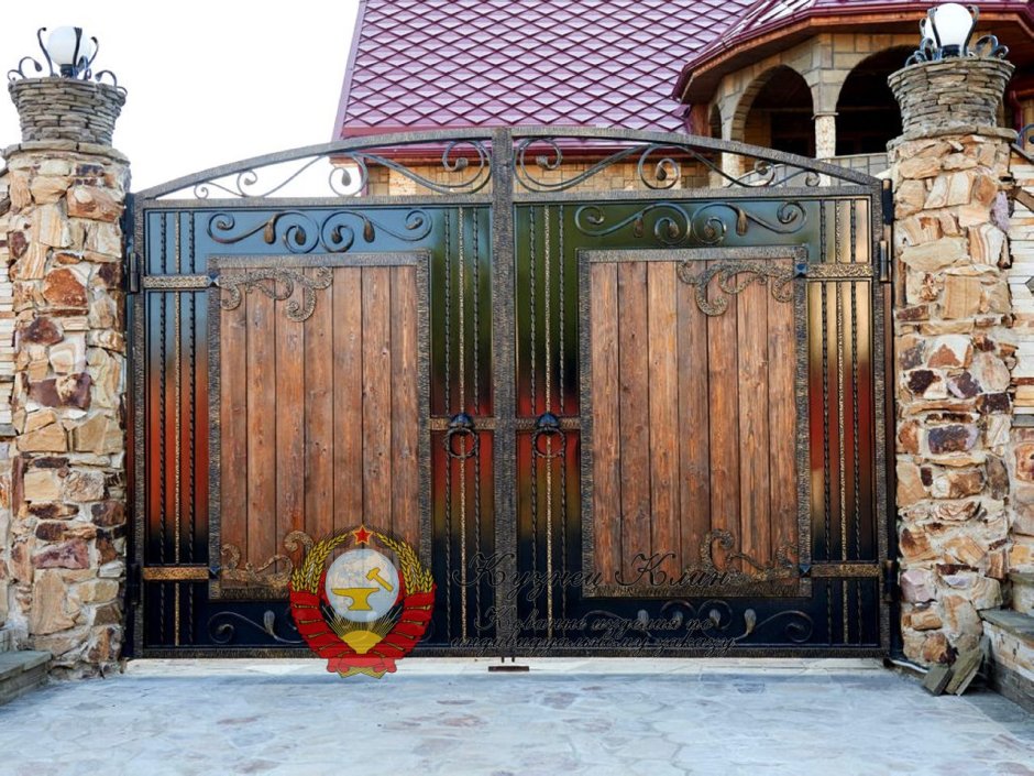 Кованые ворота v-211 (1 кв.м.)