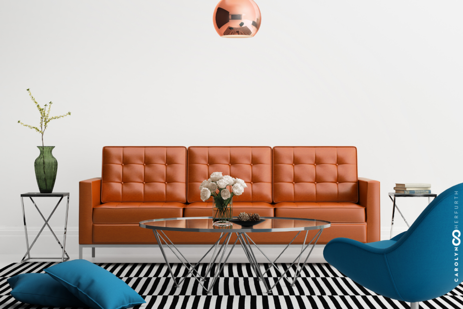 Рыжий диван в минимализме