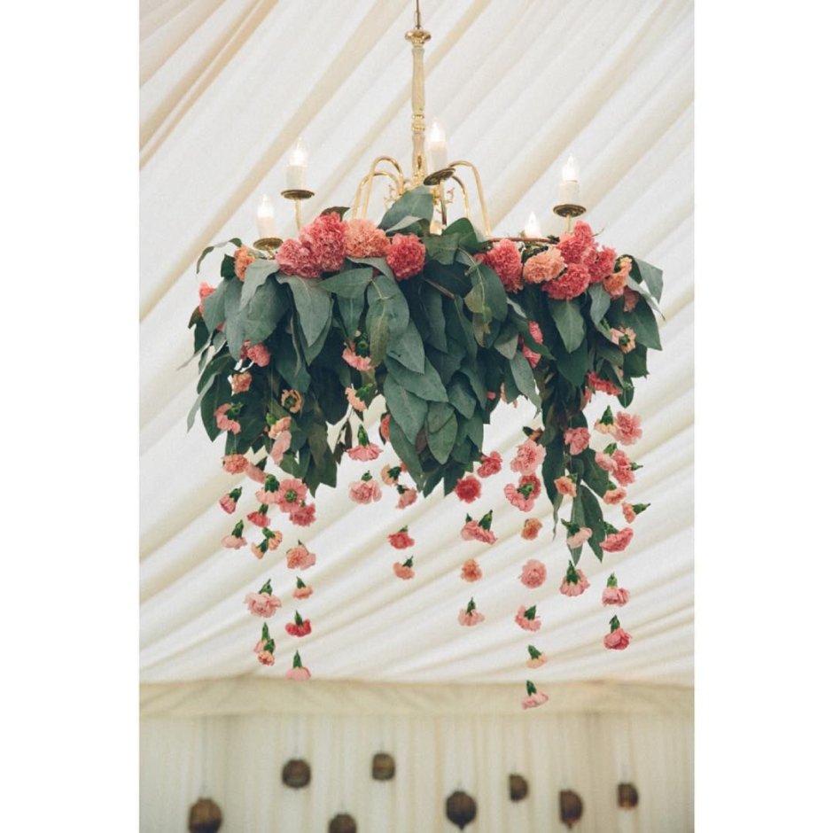 Сатиновый натяжной потолок с фотопечатью