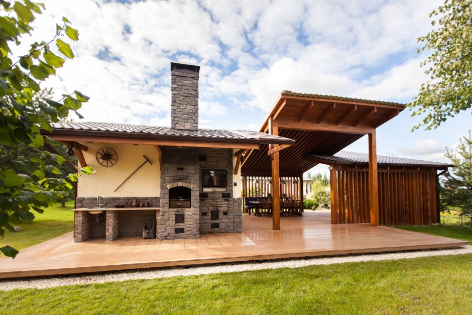 Беседка с мангалом