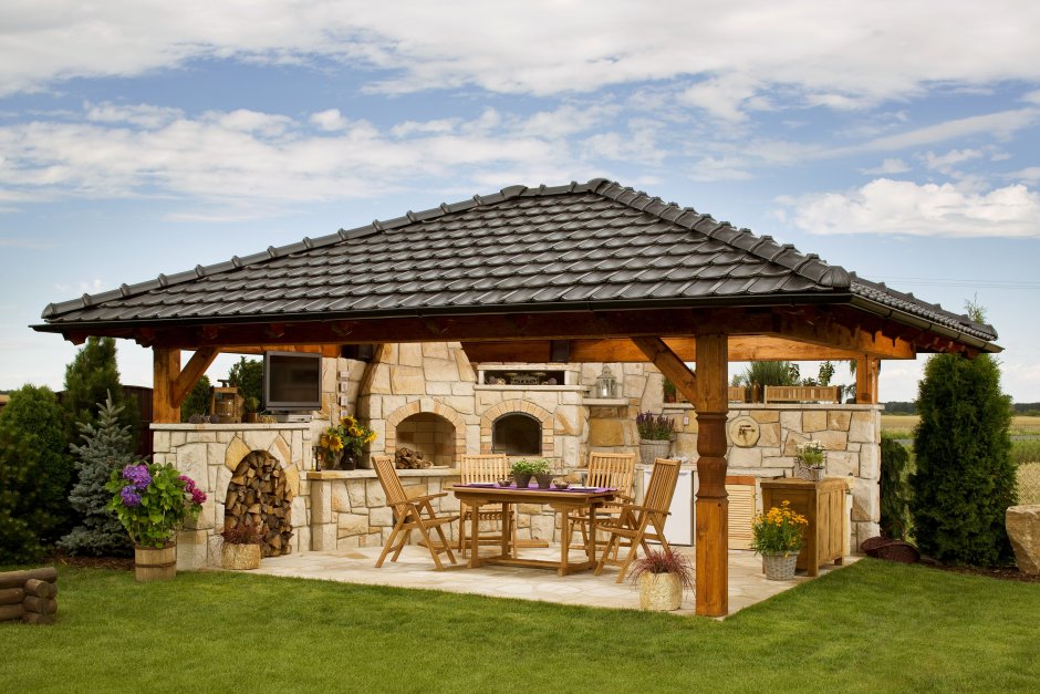 Беседка из кирпича