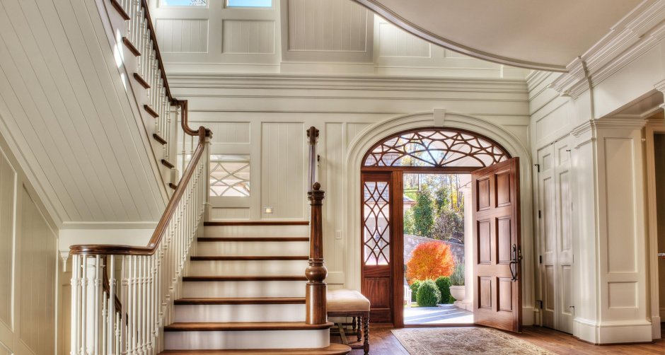 Парадные лестницы в частном доме