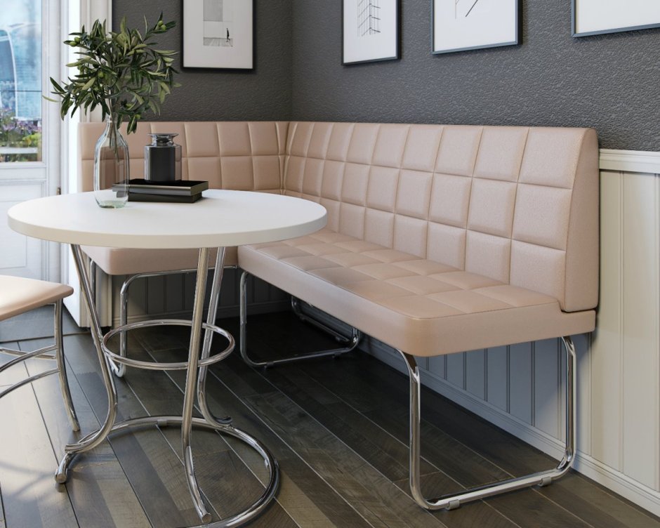 Компактный стол на кухню