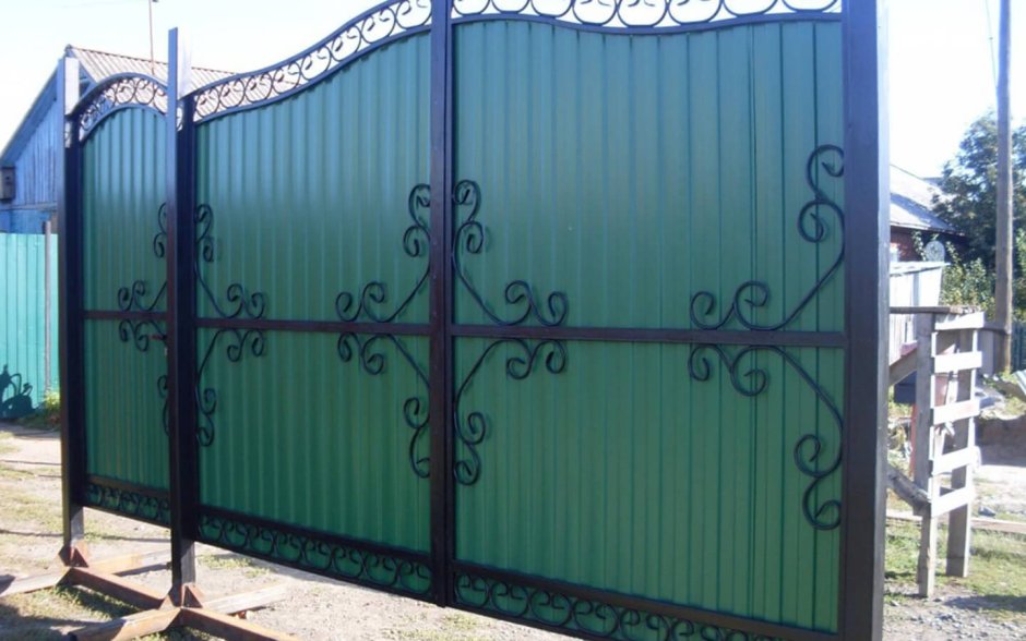 Ворота распашные 4 метра из профильной трубы и профлиста чертеж