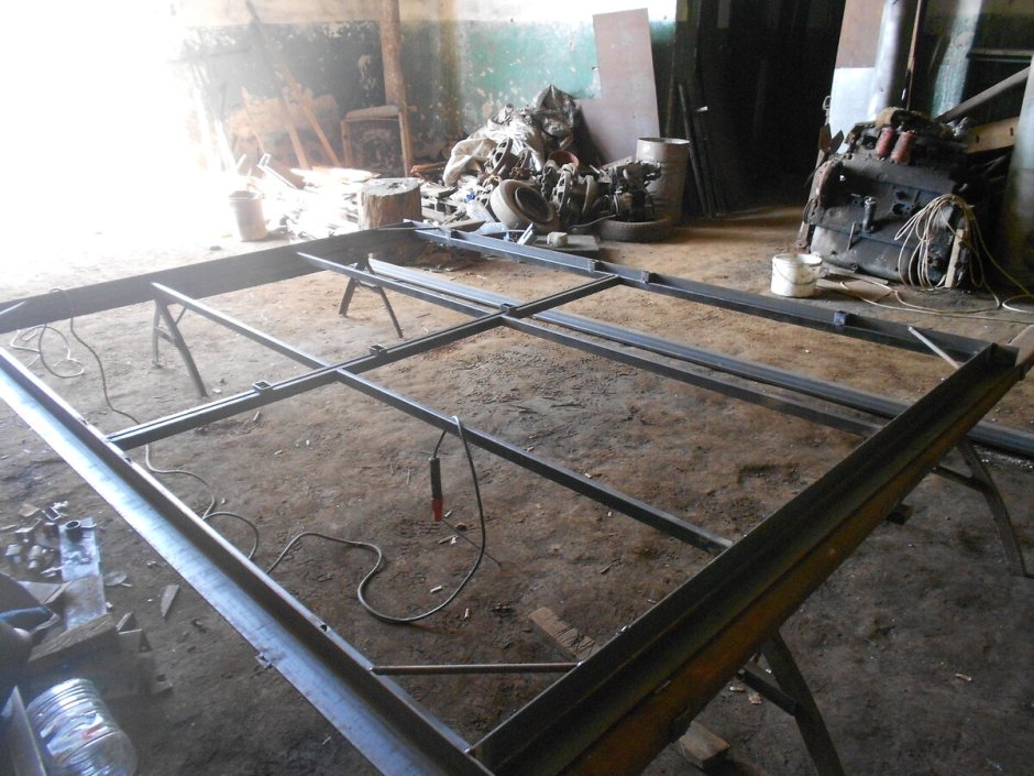 Ворота из профильной трубы 40х20 3м