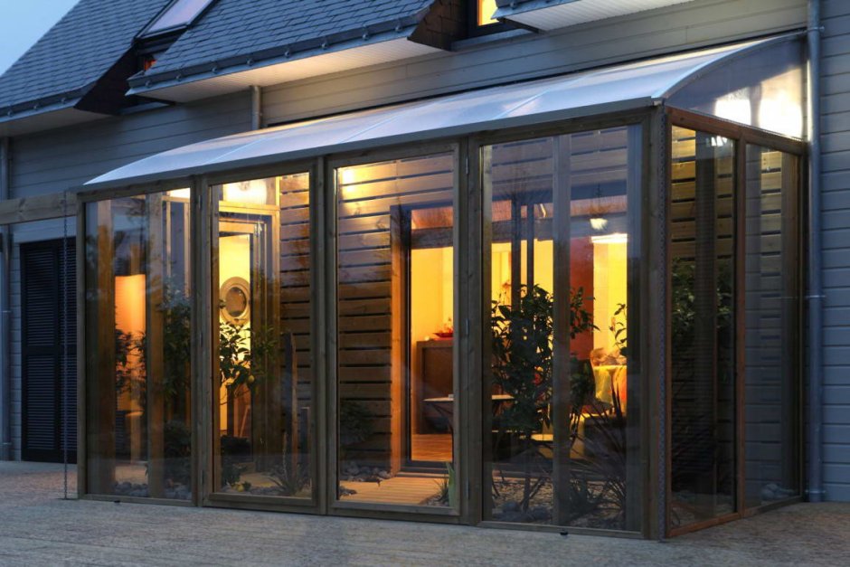 Беседка с французскими окнами