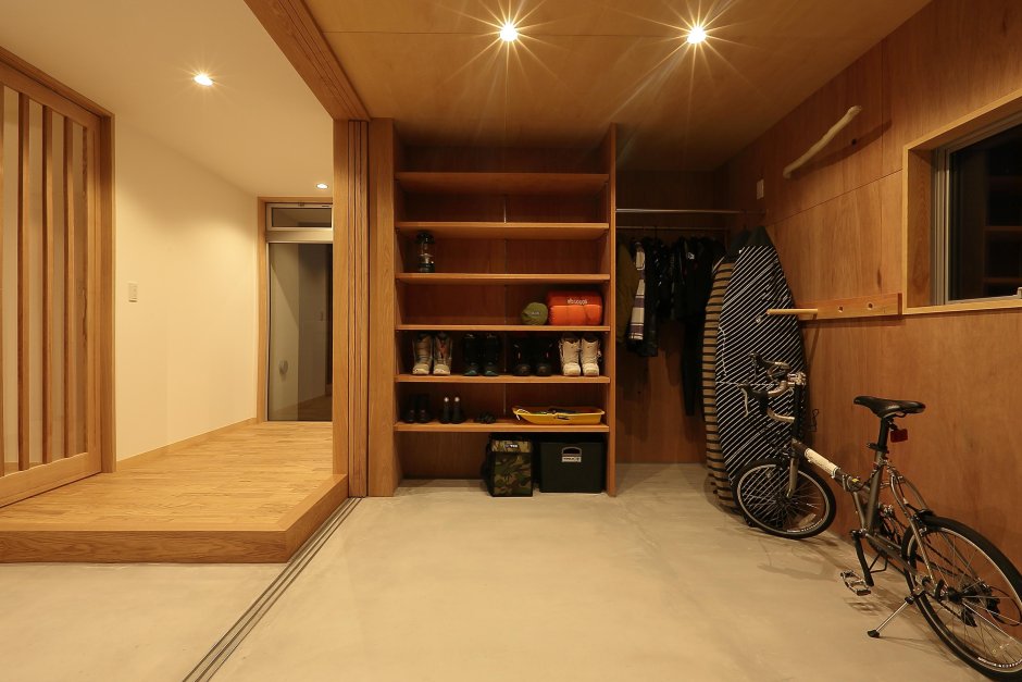 Обустройство комнаты в гараже