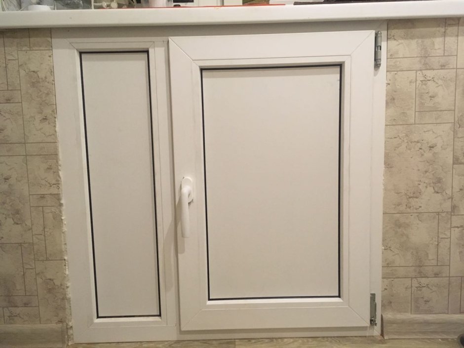 Двери на зимний холодильник