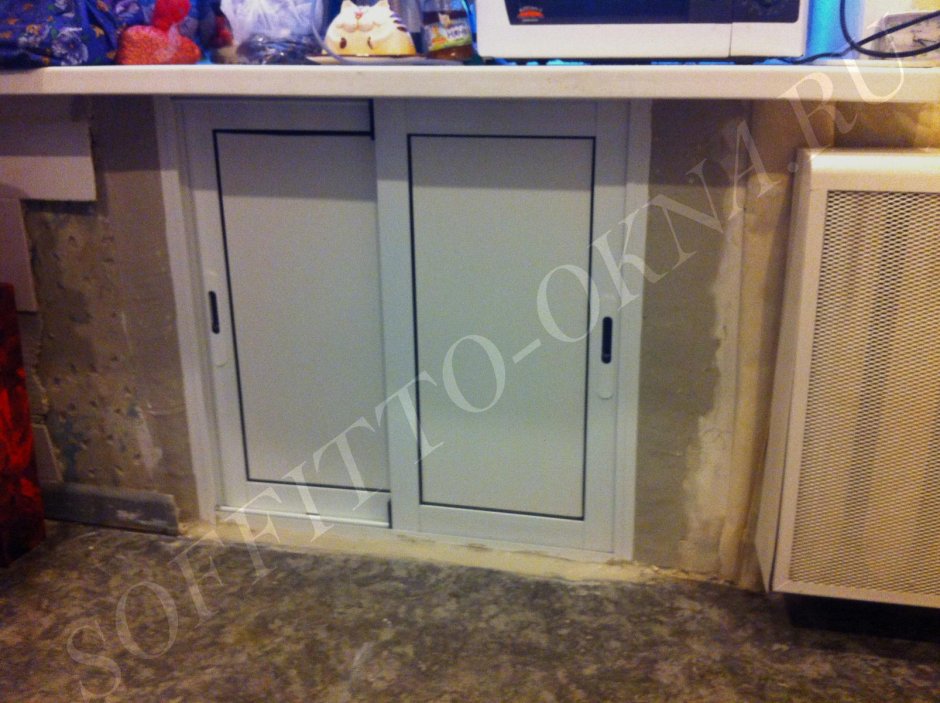 Пластиковое оно на кухни