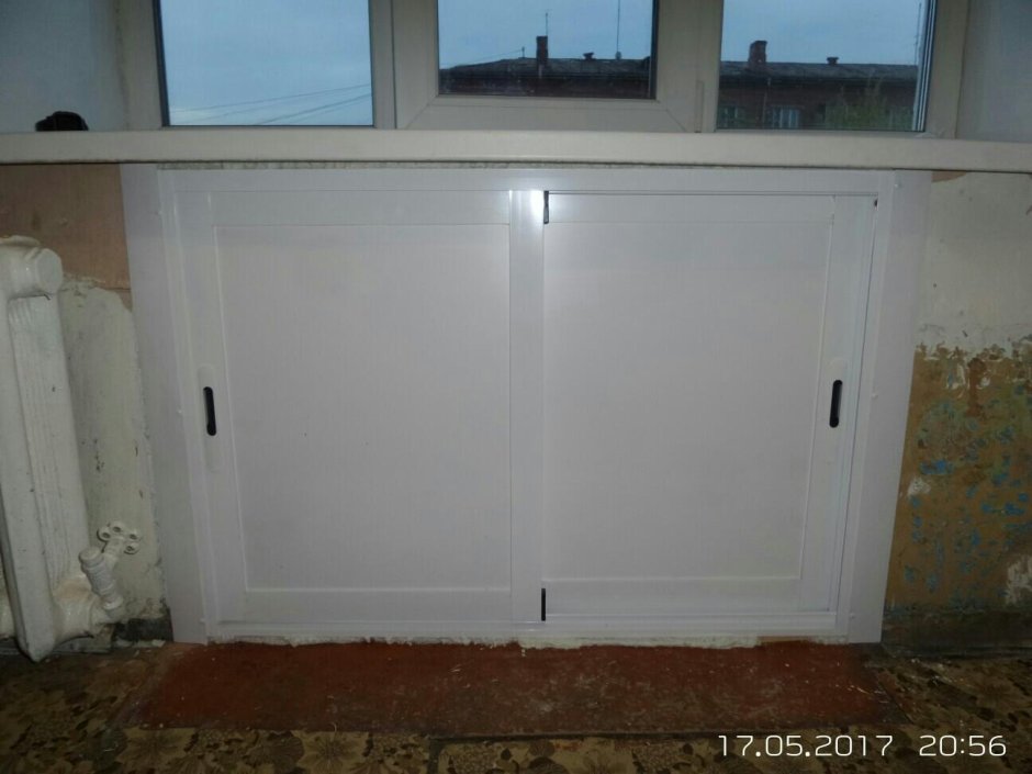 Хрущевский холодильник старый