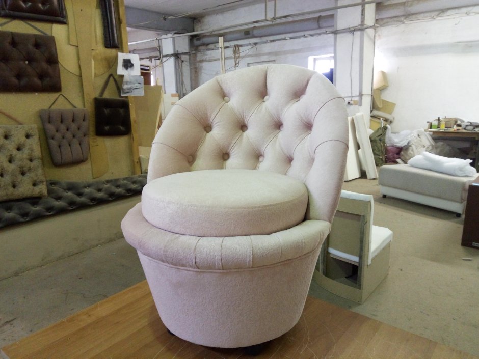 Сильвия Эванти банкетка