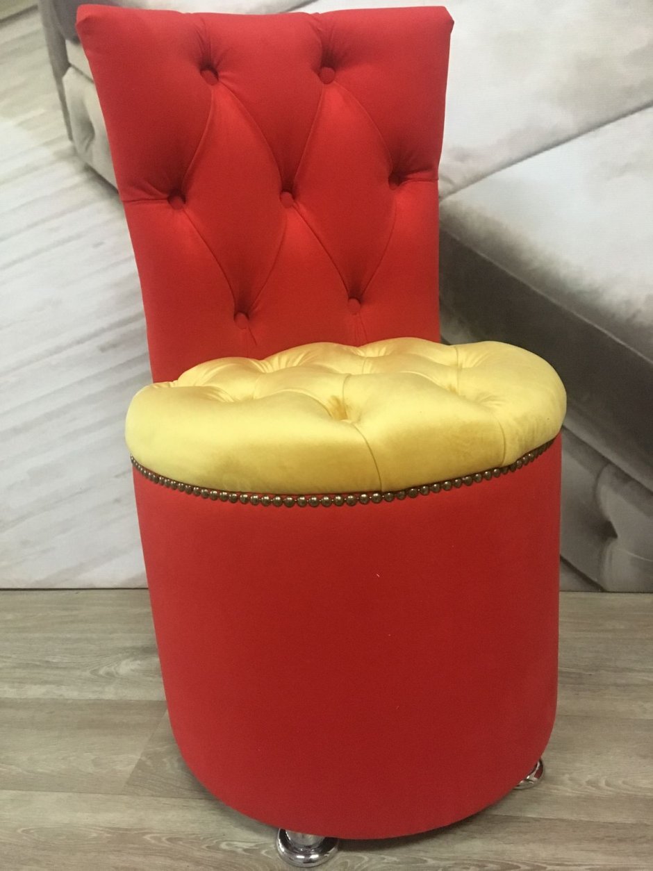 Пуф со спинкой mz5