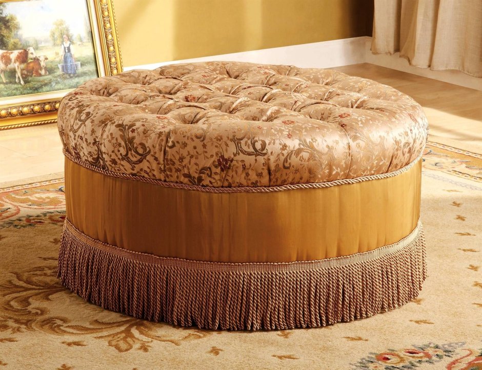 Стильные пуфики