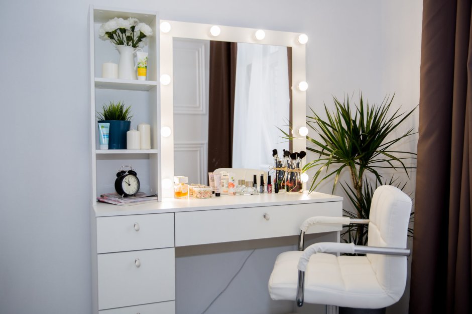 Гримерные столики