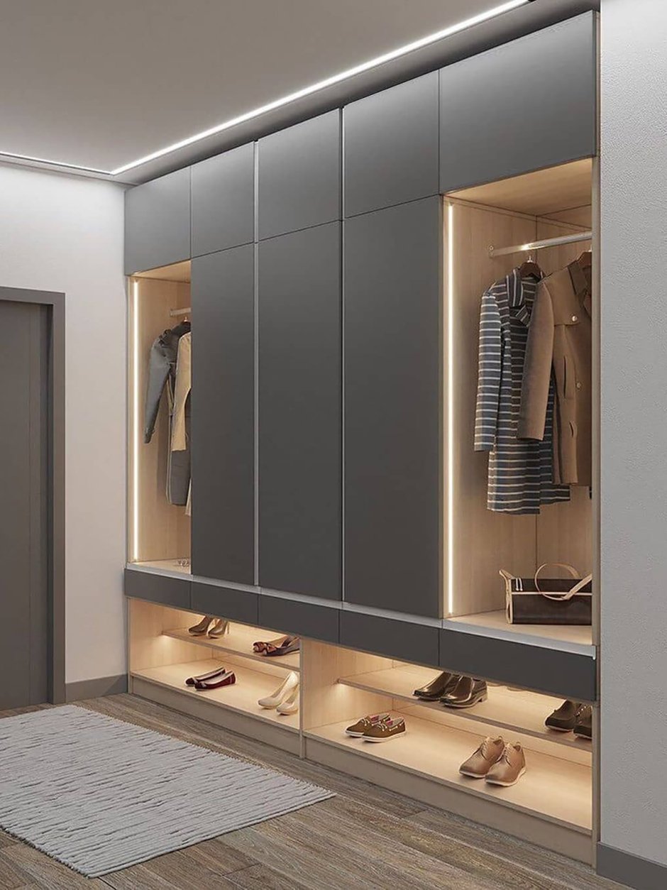 Стильный шкаф в прихожую