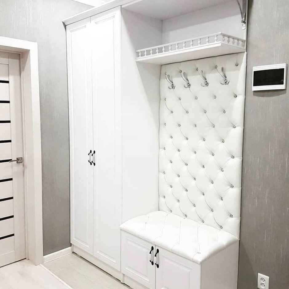 Прихожая в современном стиле