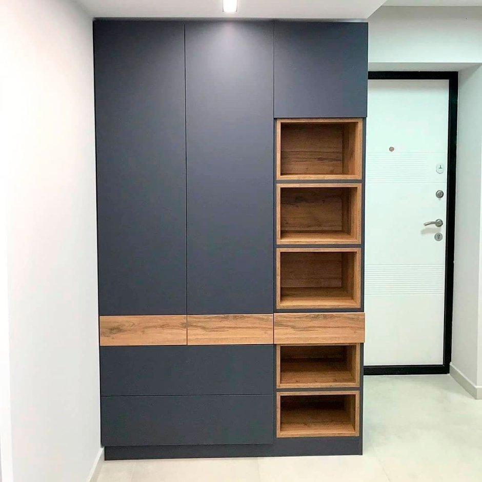 Мебель для прихожей в классическом стиле