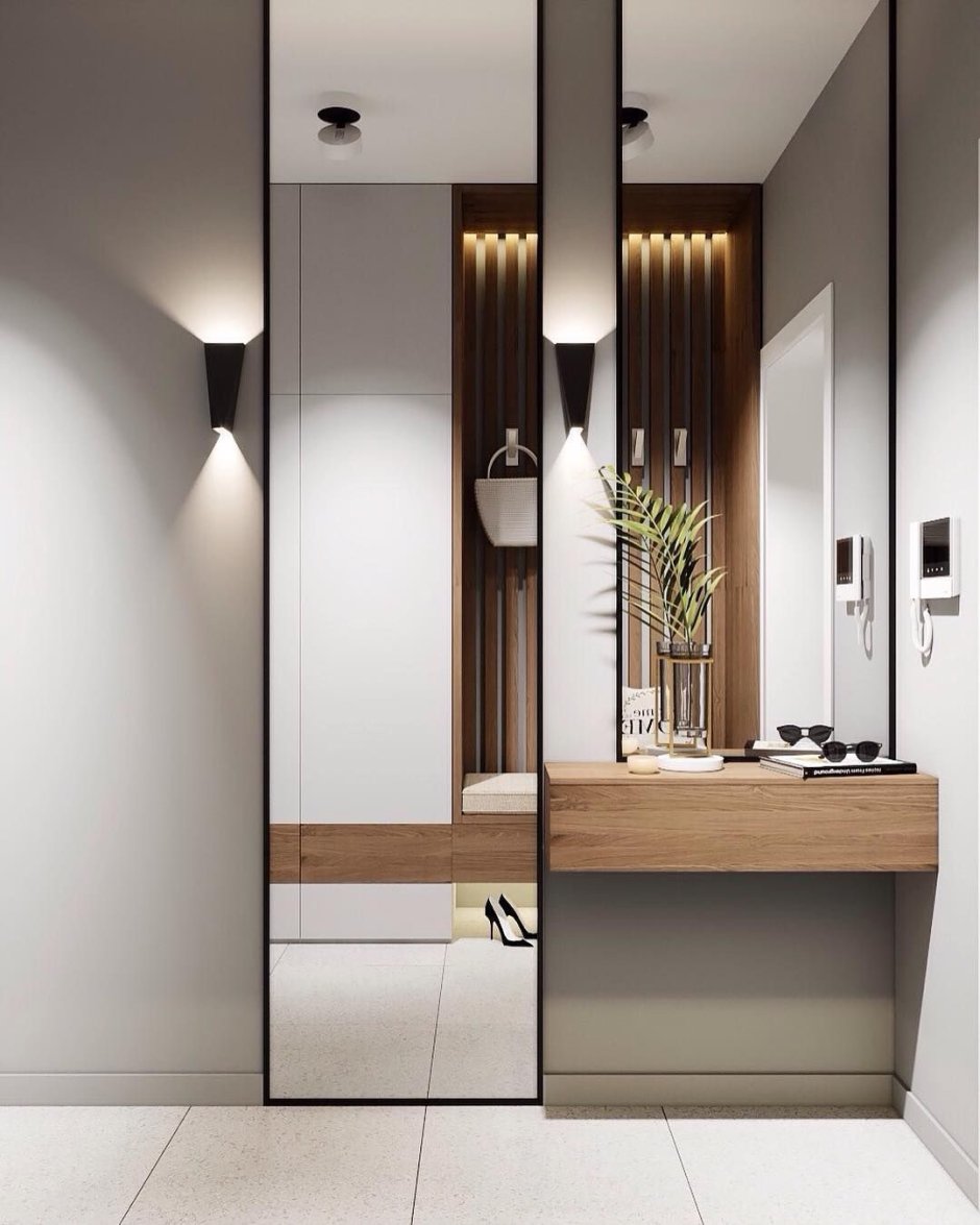 Белый шкаф в прихожую