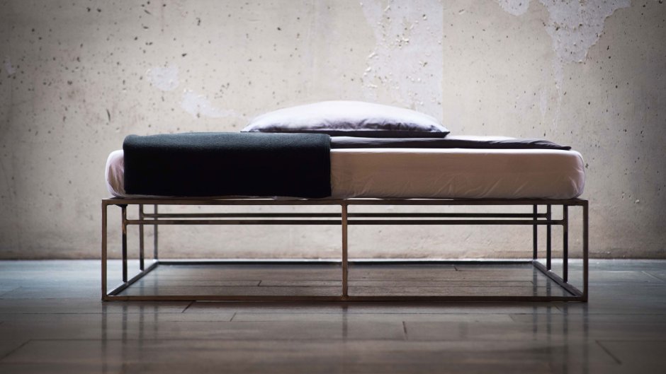 Парящая кровать