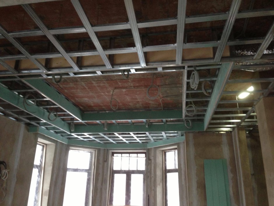 Потолочный блок ГКЛ на каркасе п112