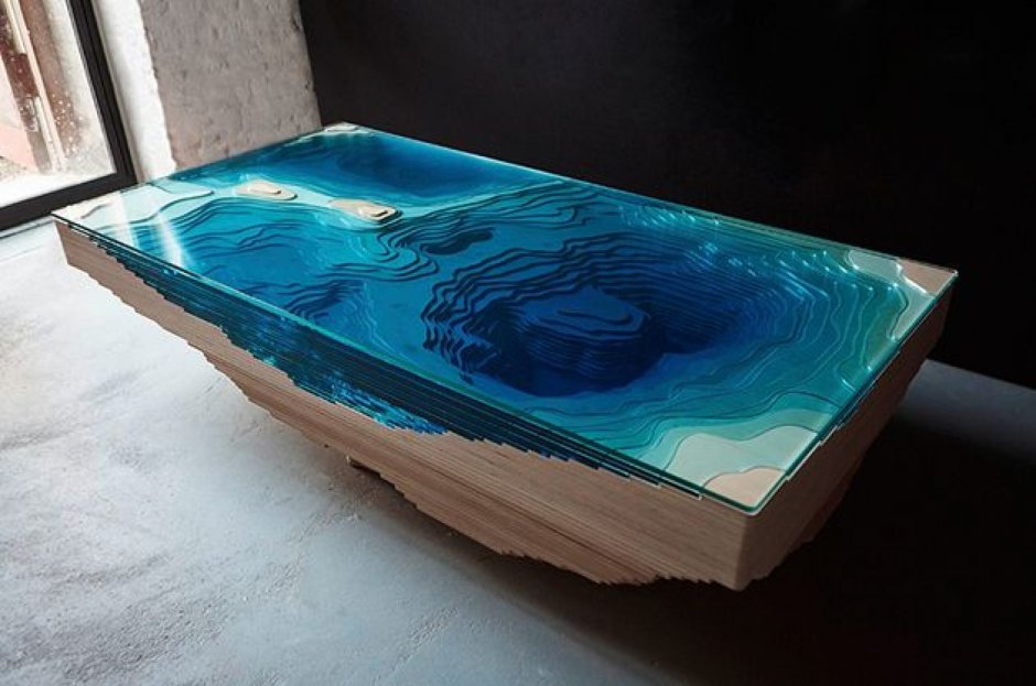 Стол из эпоксидной смолы
