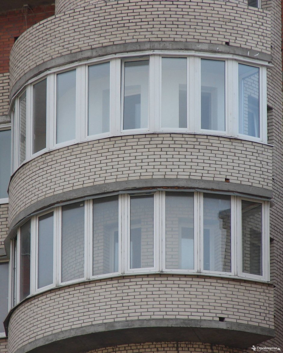 Полукруглый балкон