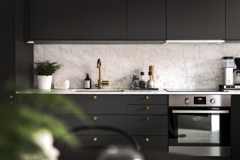 Кухонный фартук из керамогранита