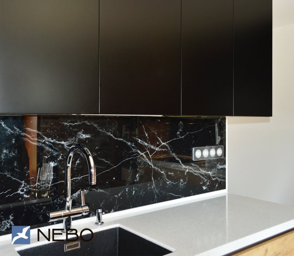 Фартук для кухни черный мрамор