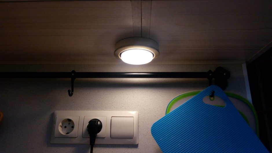 Подсветка кухни снизу