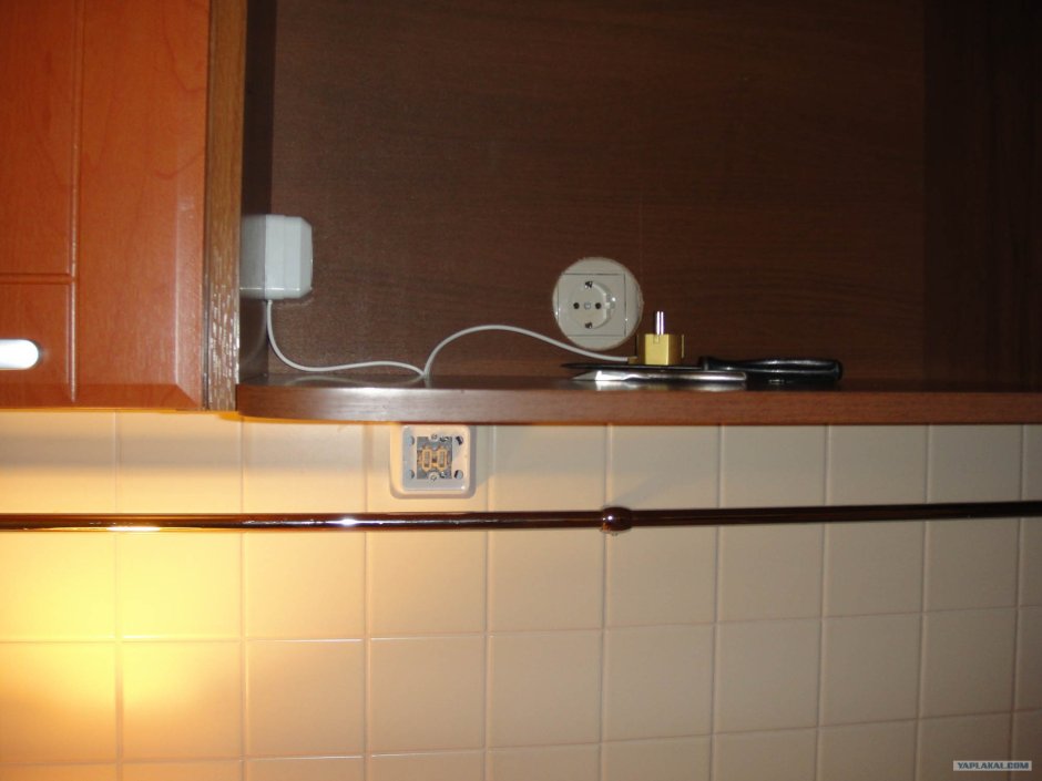 Выключатель подсветки на кухне