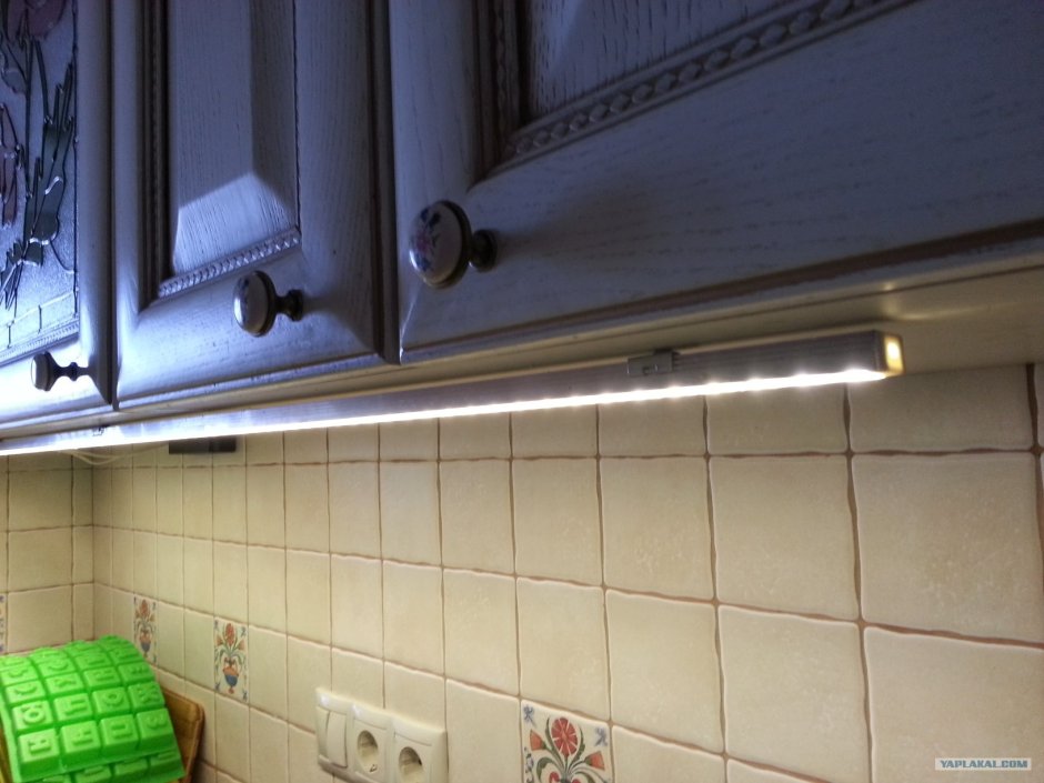 Светодиодная подсветка шкафа