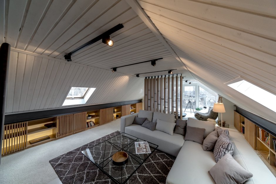 Интерьер мансарды