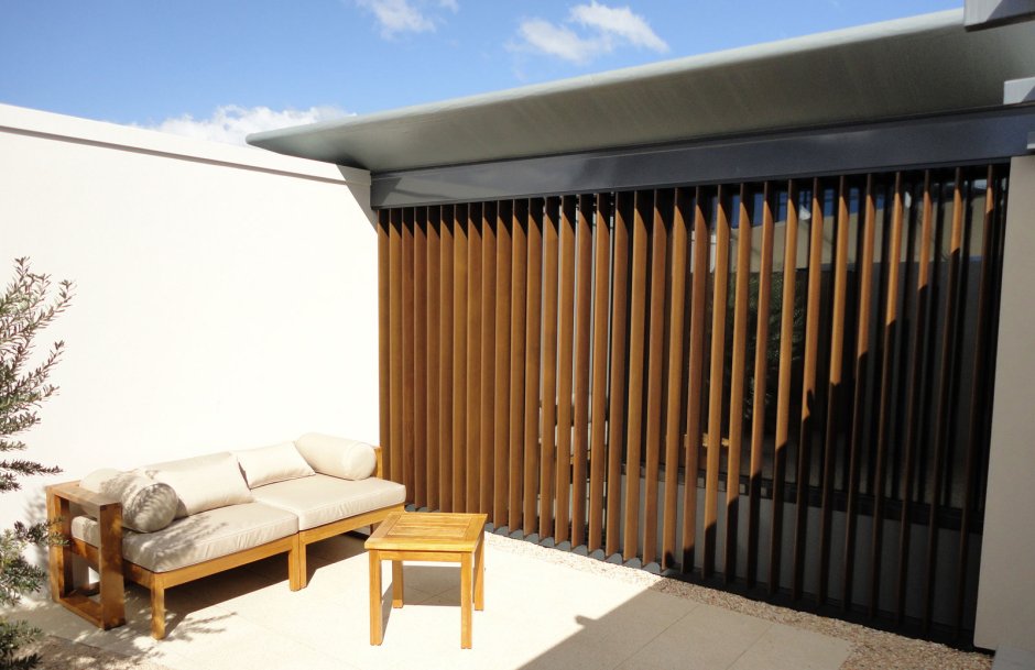 Освещение по периметру забора