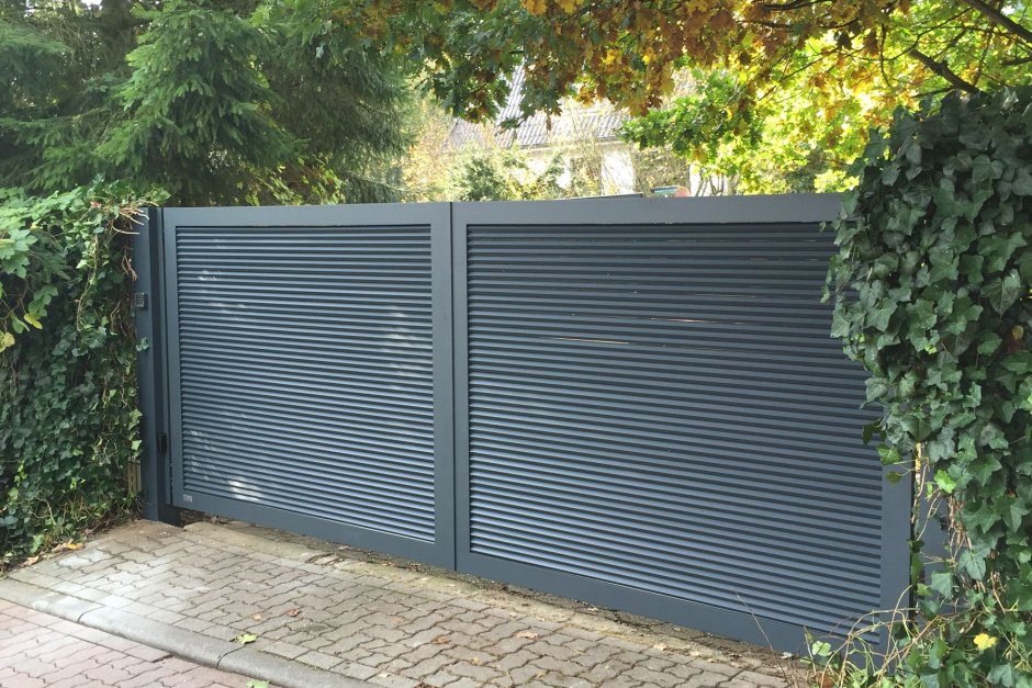 Горизонтальные жалюзи на стену